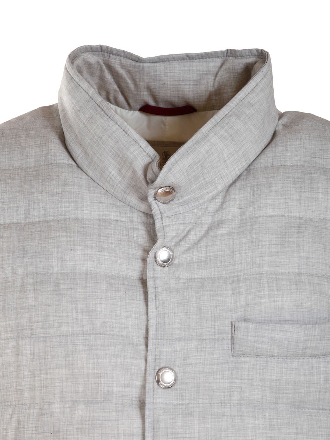 shop BRUNELLO CUCINELLI Saldi Gilet: Brunello Cucinelli piumino leggero senza maniche in tela di cotone.
Effetto mélange.
Imbottitura in piumino e piume d’oca di alta qualità da 20 grammi.
Chiusura con bottoni.
Fodera in nylon idrorepellente.
Taschino sul petto.
Tasche esterne con bottone automatico.
Imbottitura: 90% piumino d'oca, 10% piuma d'oca.
Composizione: 100% cotone.
Made in Italy.. M058C1711-C086M number 3649181